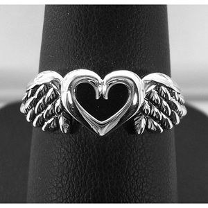 925 STERLING SILVER Angel Wings Heart Ring